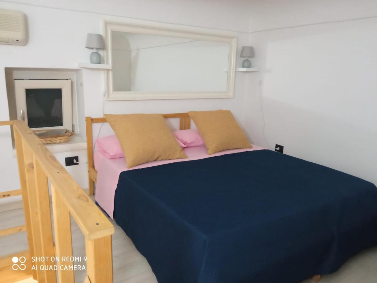 Monolocale Porta Napoli Apartment Brindisi Luaran gambar
